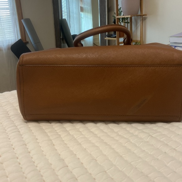 Michael Kors Medium Saffiano Leather Tote Bag - Picture 4 of 7